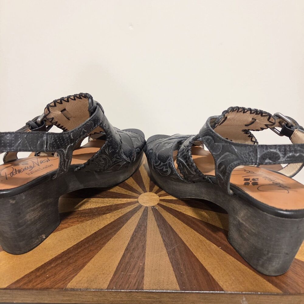 Patricia Nash Viola Black Tooled Leather Sandals Heels Rustic Sz 8.5M MRSP 169 - Picture 9 of 13
